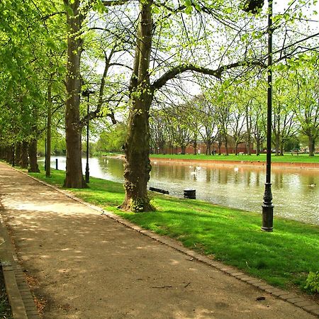 The Northwick Arms Hotel อีฟแชม ภายนอก รูปภาพ